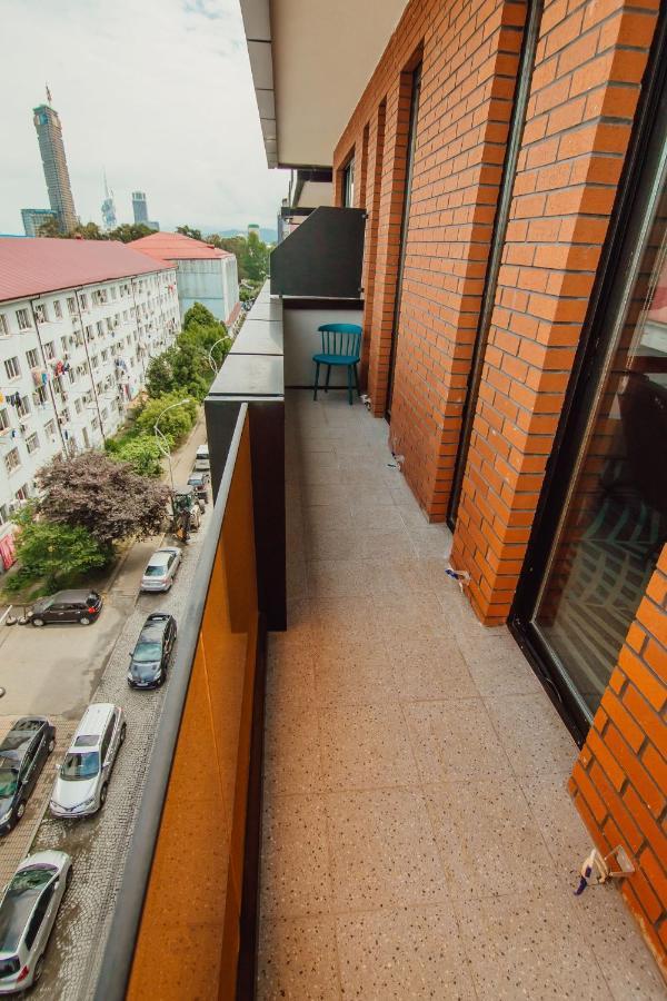 Graphic Hotel Batumi Exterior photo